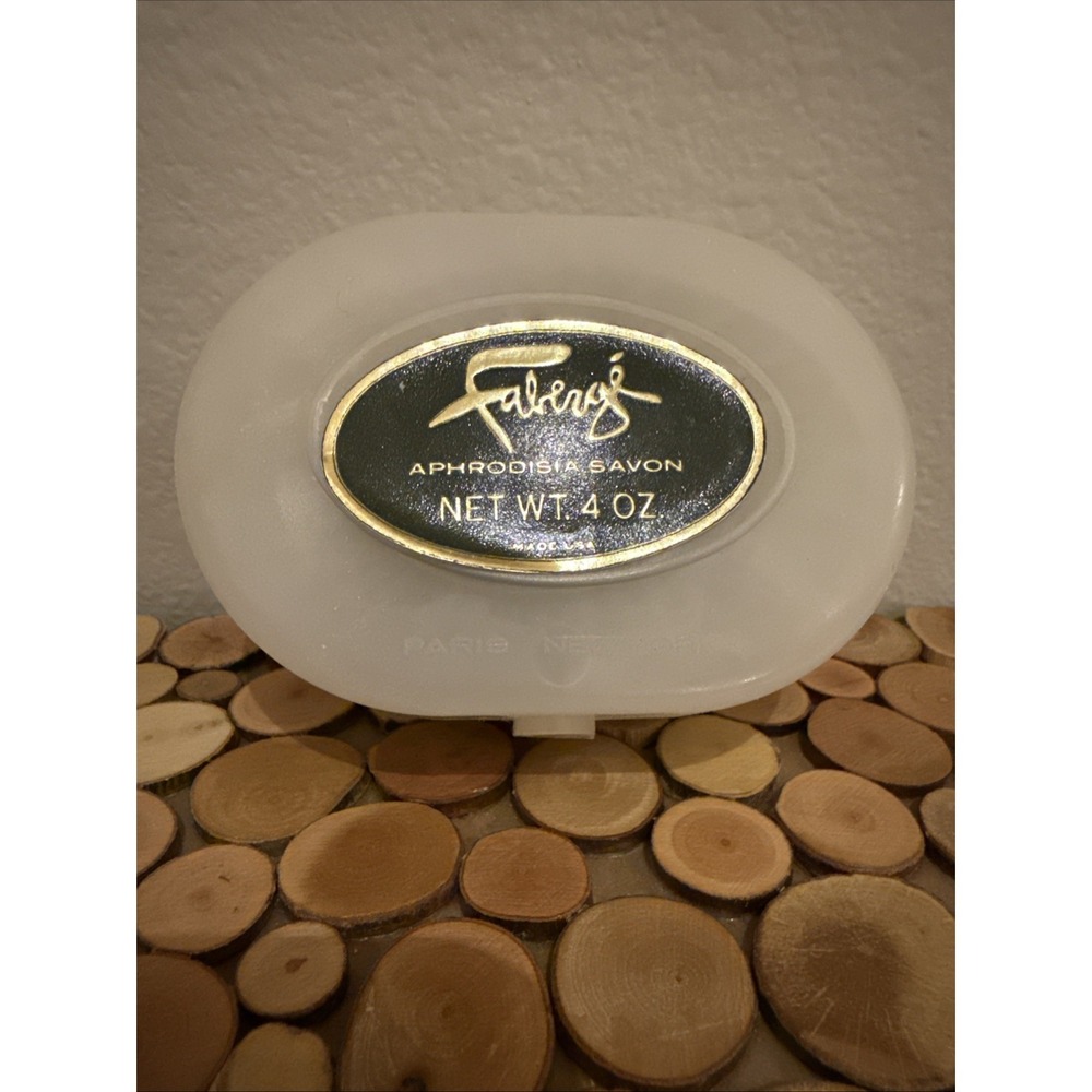 Vtg Faberge Aphrodisia Bath Body Bar Soap W/ Travel Case Unopened